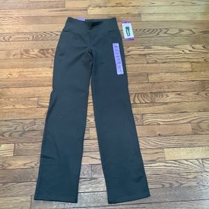 Premium pocket yoga pants — brand new with tags!